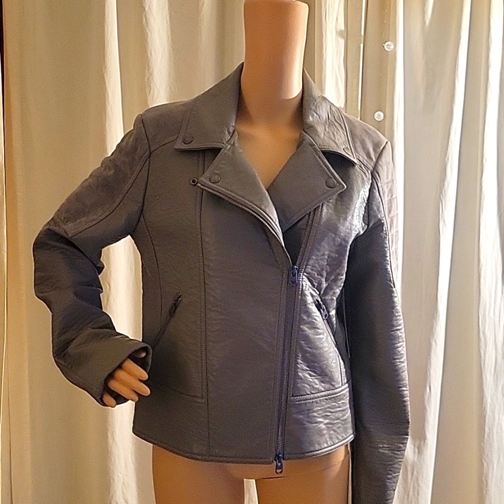 Women's Jacket Size Large.